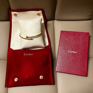 Selling Cartier small Just Un Clou bracelet in Rose gold in size 18